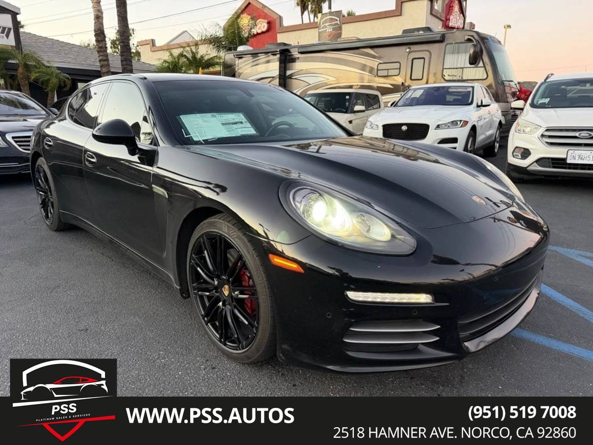 2015 Porsche Panamera