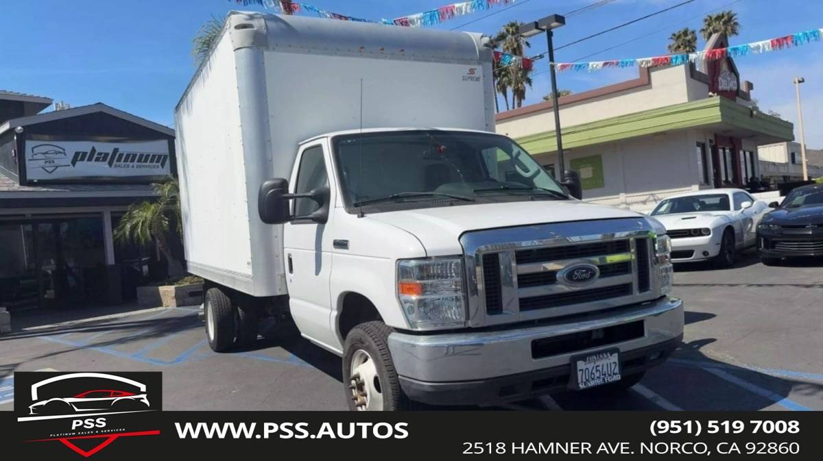 2019 Ford E-Series Cutaway E-450 — Chassis Cab Truck — 17,233 mi — Norco, CA