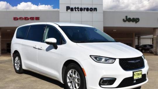 2023 Chrysler Pacifica Touring L — Minivan — 69,335 mi — Marshall, TX