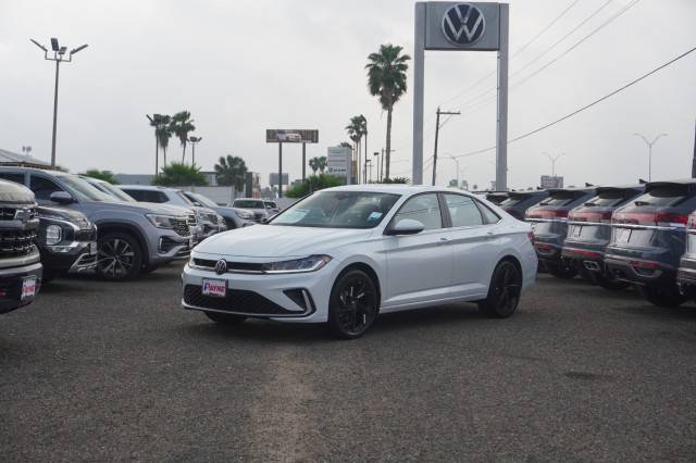 2025 Volkswagen Jetta SE — Sedan — 68 mi — Brownsville, TX