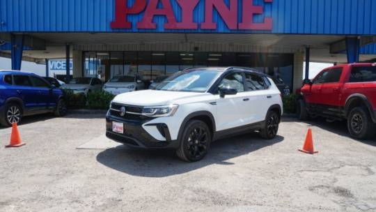 2024 Volkswagen Taos SE Black — SUV — 19,078 mi — Brownsville, TX