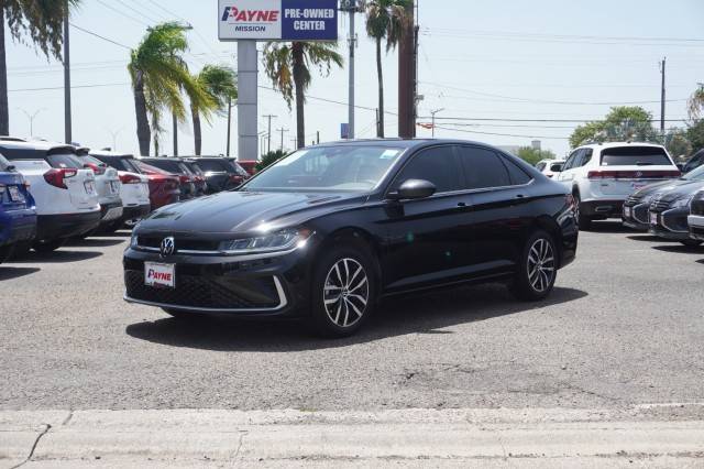 2025 Volkswagen Jetta SE — Sedan — 2,797 mi — Brownsville, TX