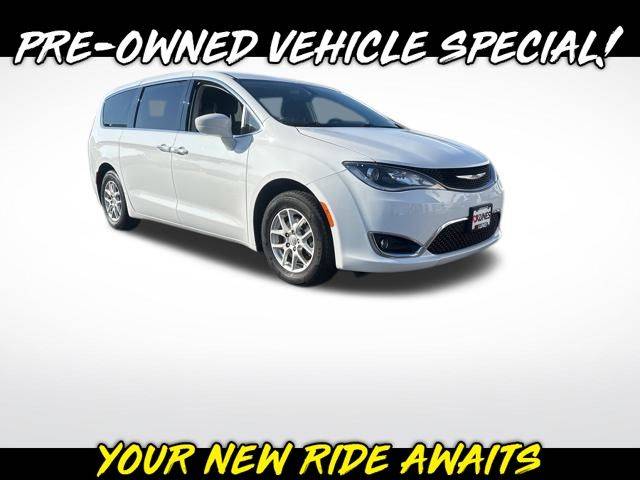 2020 Chrysler Pacifica Touring — Minivan — 102,764 mi — Sterling, IL