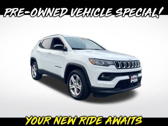 2023 Jeep Compass Latitude — SUV — 46,080 mi — Sterling, IL