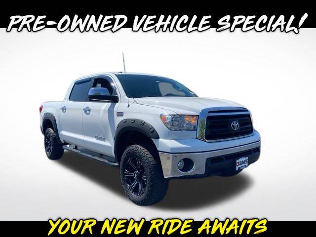 2012 Toyota Tundra Base — Pickup Truck — 111,454 mi — Sterling, IL
