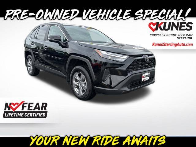 2024 Toyota RAV4 XLE — SUV — 13,740 mi — Sterling, IL