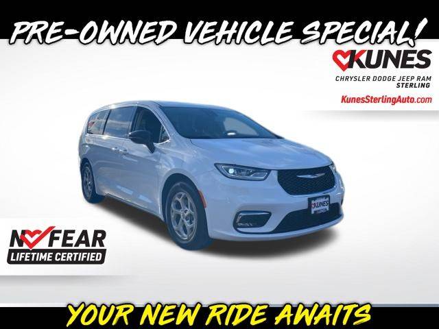 2024 Chrysler Pacifica Limited — Minivan — 14,414 mi — Sterling, IL