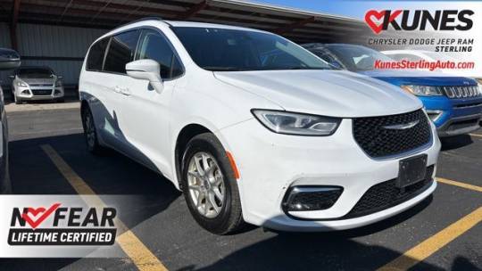 2022 Chrysler Pacifica Touring L — Minivan — 77,032 mi — Sterling, IL