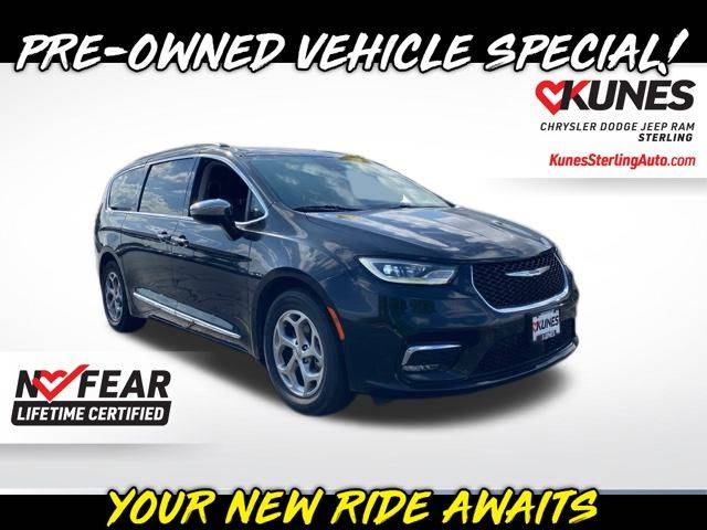 2023 Chrysler Pacifica Limited — Minivan — 61,272 mi — Sterling, IL