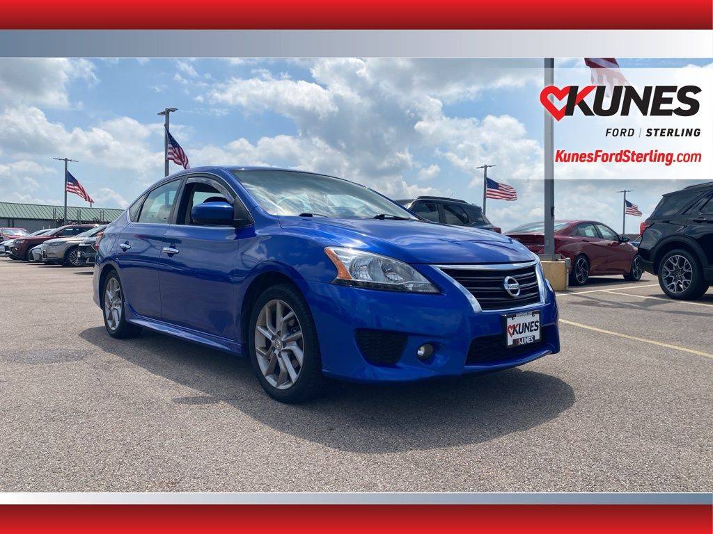 2013 Nissan Sentra SR — Sedan — 105,089 mi — Sterling, IL