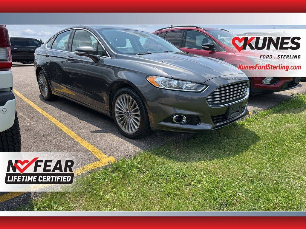 2016 Ford Fusion Titanium — Sedan — 98,755 mi — Sterling, IL