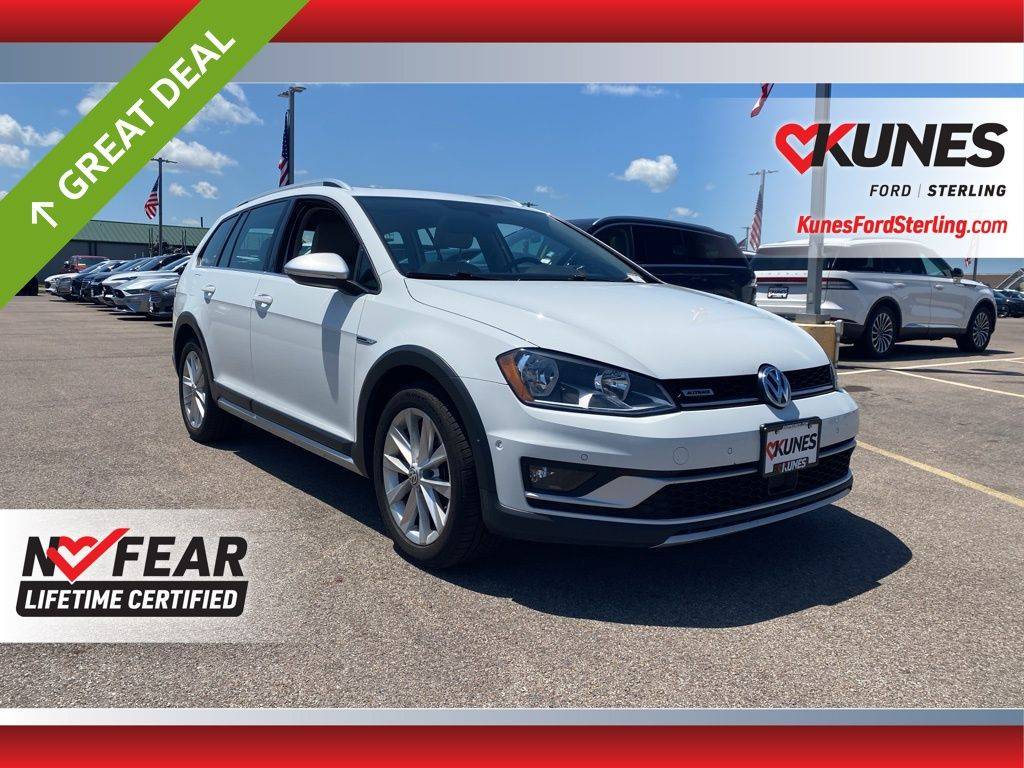 2017 Volkswagen Golf Alltrack SE — Wagon — 90,616 mi — Sterling, IL