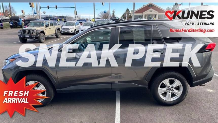 2017 Toyota RAV4 LE — SUV — 82,777 mi — Sterling, IL