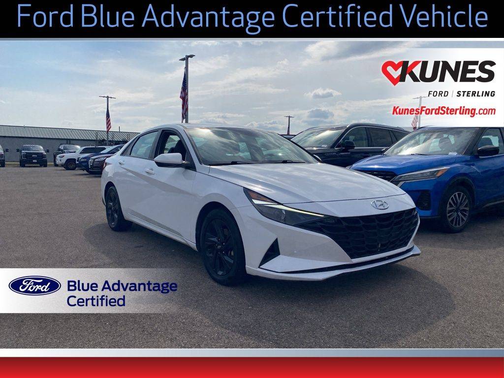 2023 Hyundai Elantra SEL — Sedan — 69,953 mi — Sterling, IL