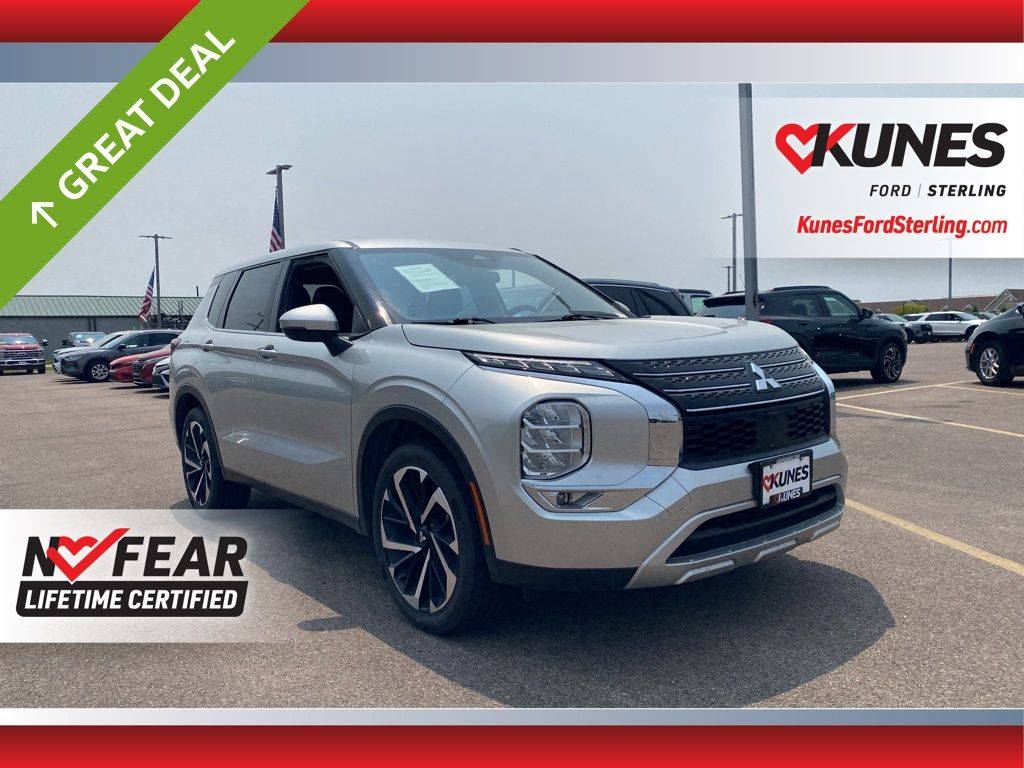 2023 Mitsubishi Outlander SE — SUV — 66,149 mi — Sterling, IL