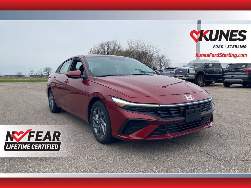2024 Hyundai Elantra SEL — Sedan — 34,580 mi — Sterling, IL