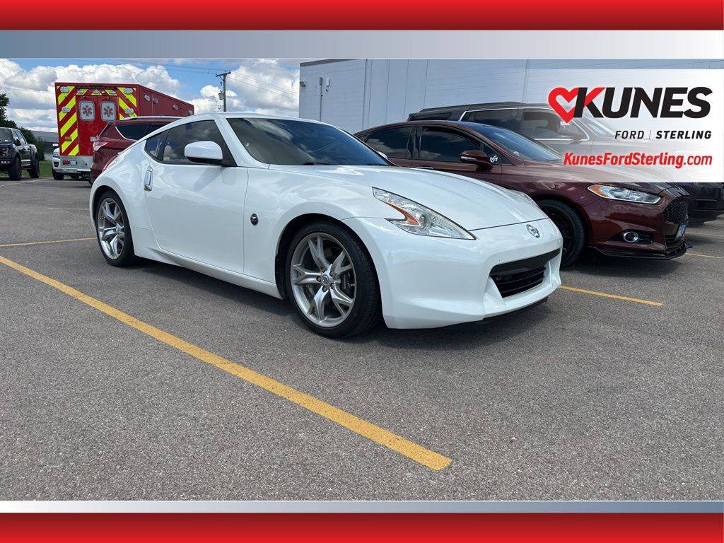 2009 Nissan 370Z Base — Coupe — 69,766 mi — Sterling, IL