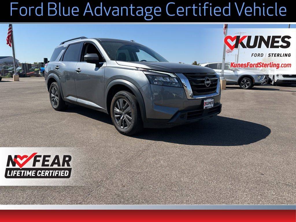 2023 Nissan Pathfinder SV — SUV — 68,150 mi — Sterling, IL
