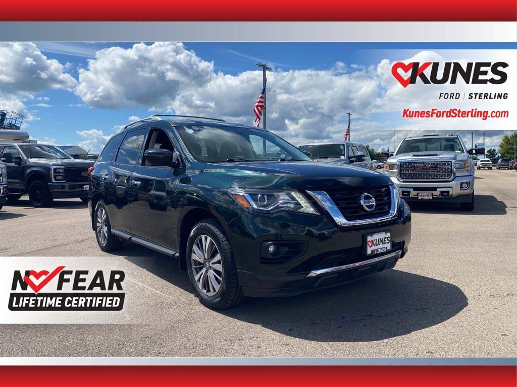2020 Nissan Pathfinder SV — SUV — 51,345 mi — Sterling, IL