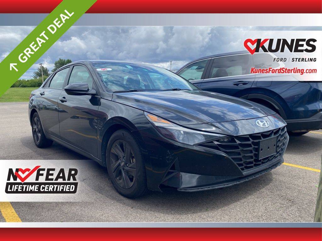 2023 Hyundai Elantra SEL — Sedan — 73,389 mi — Sterling, IL