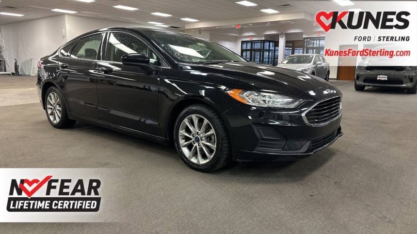 2019 Ford Fusion Hybrid SE — Sedan — 82,760 mi — Sterling, IL