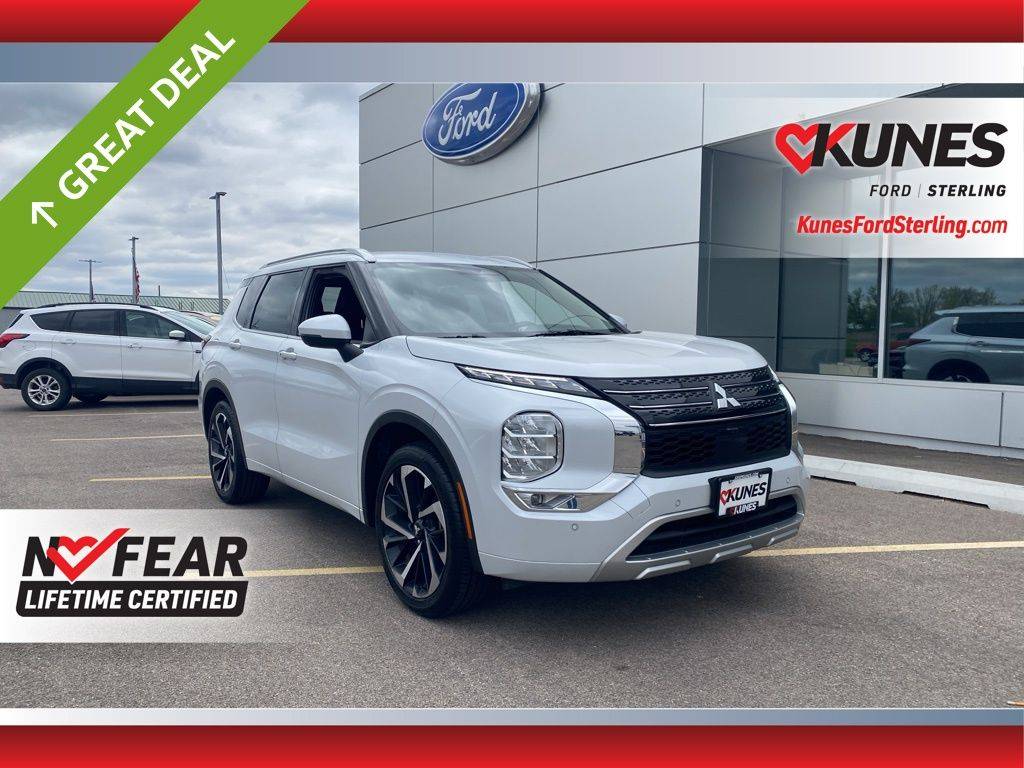 2023 Mitsubishi Outlander SEL — SUV — 48,083 mi — Sterling, IL