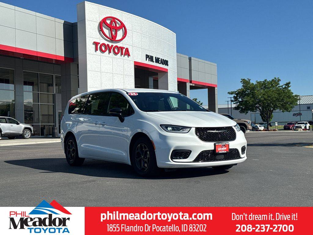 2024 Chrysler Pacifica Hybrid S Appearance Package — Minivan — 48,740 mi — Pocatello, ID