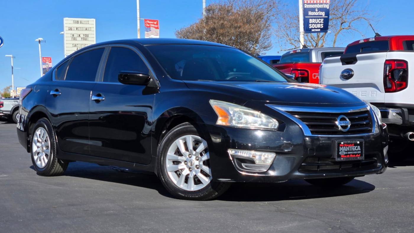 2014 Nissan Altima 2.5 S — Sedan — 101,495 mi — Manteca, CA