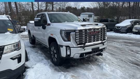 2024 GMC Sierra 3500HD Denali Ultimate — Pickup Truck — 9,422 mi — Exeter, NH
