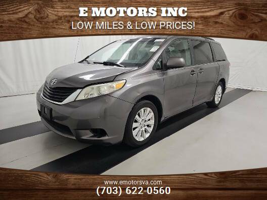 2011 Toyota Sienna LE — Minivan — 145,000 mi — Vienna, VA