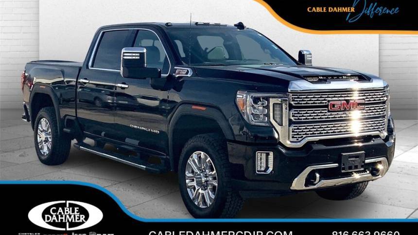 2020 GMC Sierra 2500HD Denali — Pickup Truck — 28,133 mi — Kansas City, MO