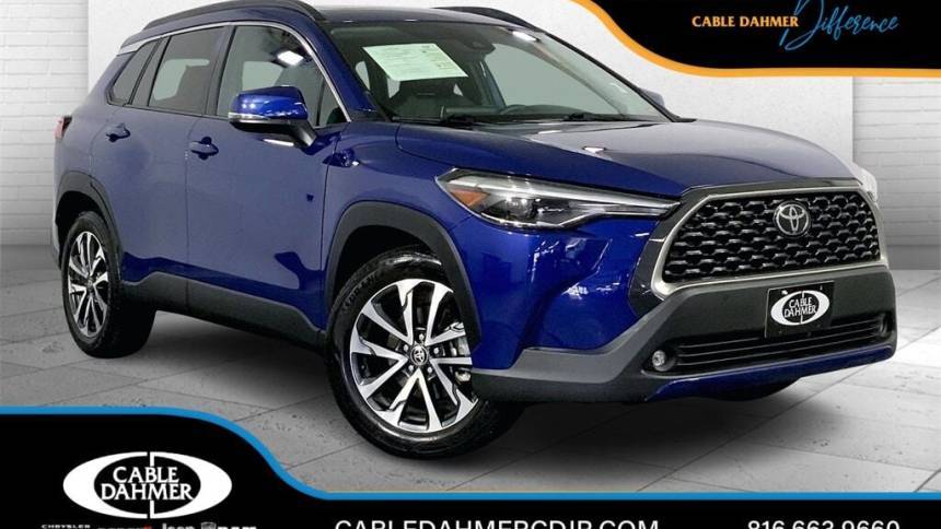 2022 Toyota Corolla Cross XLE — SUV — 21,212 mi — Kansas City, MO
