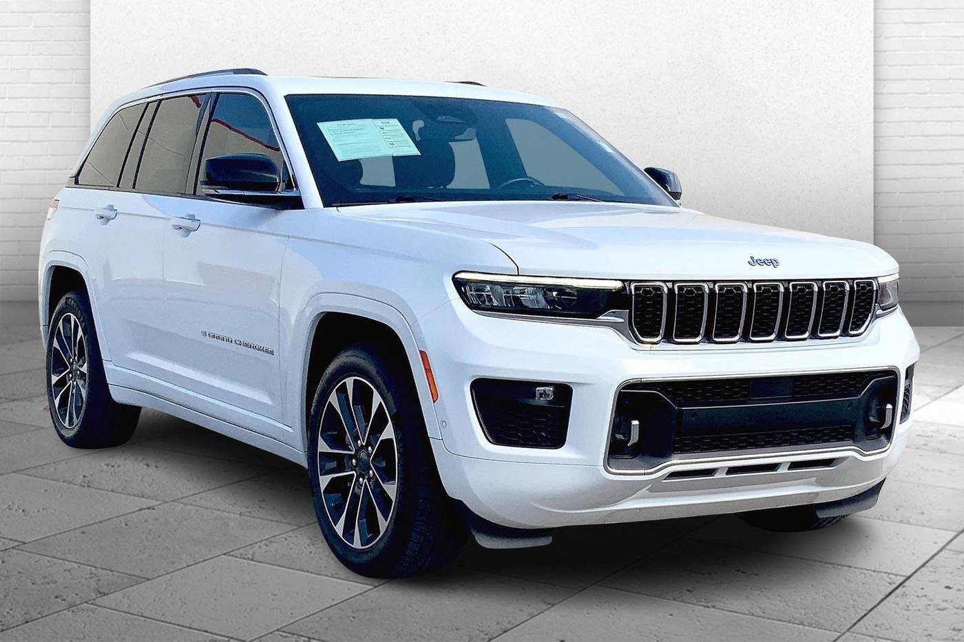 2022 Jeep Grand Cherokee Overland — SUV — 52,967 mi — Kansas City, MO