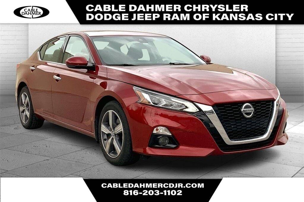 2020 Nissan Altima SL — Sedan — 137,000 mi — Kansas City, MO