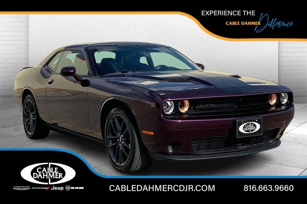 2022 Dodge Challenger SXT — Coupe — 20,047 mi — Kansas City, MO