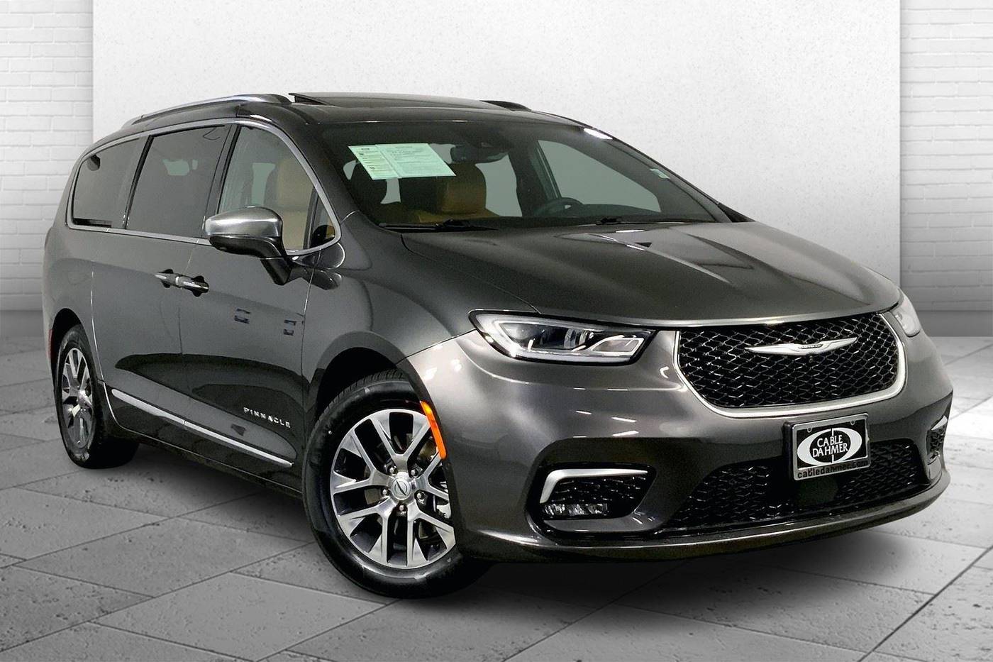2022 Chrysler Pacifica Hybrid Pinnacle — Minivan — 41,059 mi — Kansas City, MO