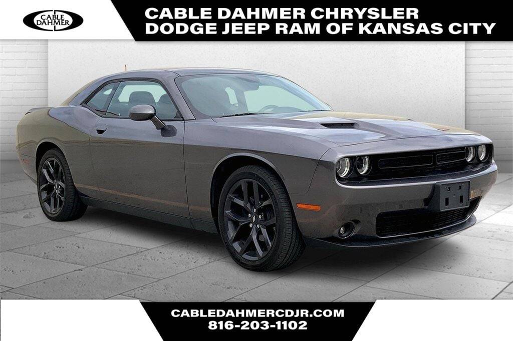 2020 Dodge Challenger SXT — Coupe — 23,273 mi — Kansas City, MO