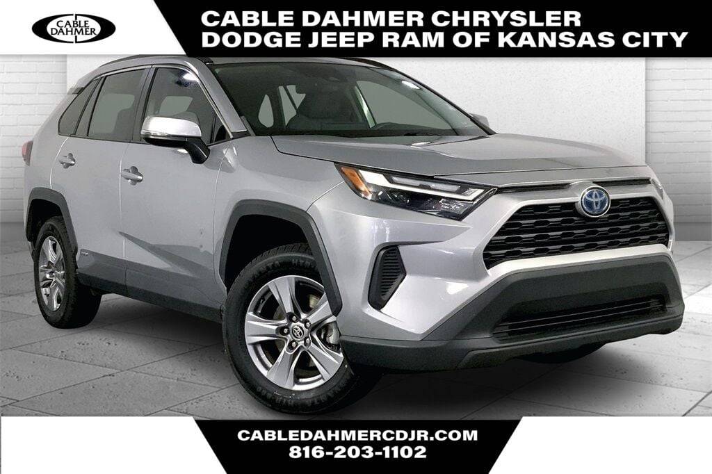 2022 Toyota RAV4 Hybrid XLE — SUV — 102,284 mi — Kansas City, MO