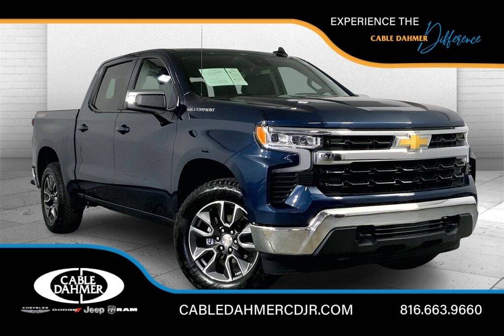 2023 Chevrolet Silverado 1500 LT — Pickup Truck — 25,641 mi — Kansas City, MO