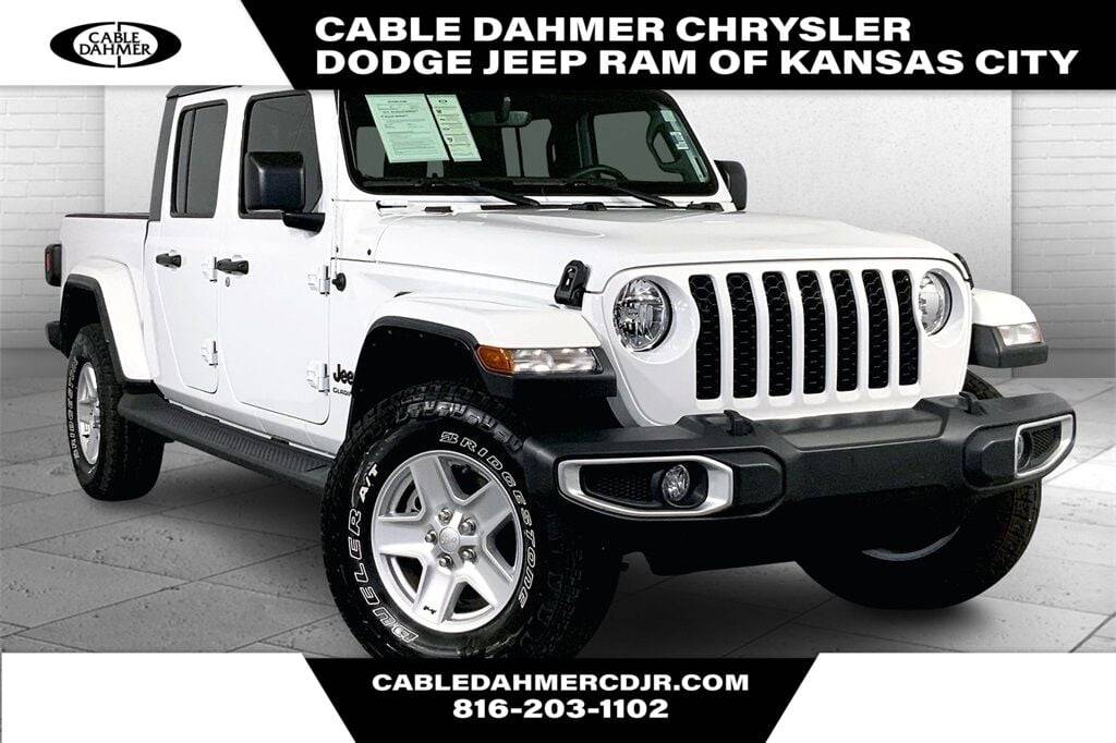 2020 Jeep Gladiator Sport S — Pickup Truck — 5,088 mi — Kansas City, MO