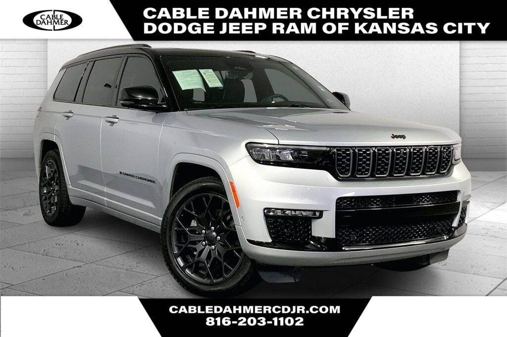 2023 Jeep Grand Cherokee Summit Reserve — SUV — 27,980 mi — Kansas City, MO