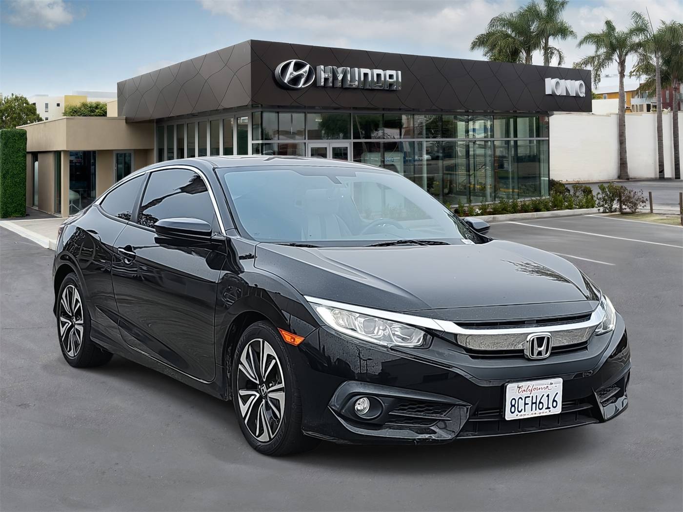 2018 Honda Civic EX-L — Coupe — 58,209 mi — Santa Monica, CA