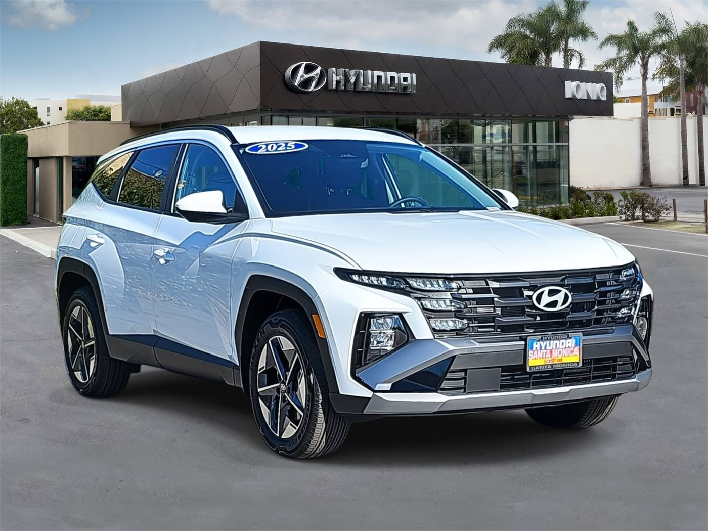 2025 Hyundai Tucson Plug-In Hybrid SEL — SUV — 322 mi — Santa Monica, CA