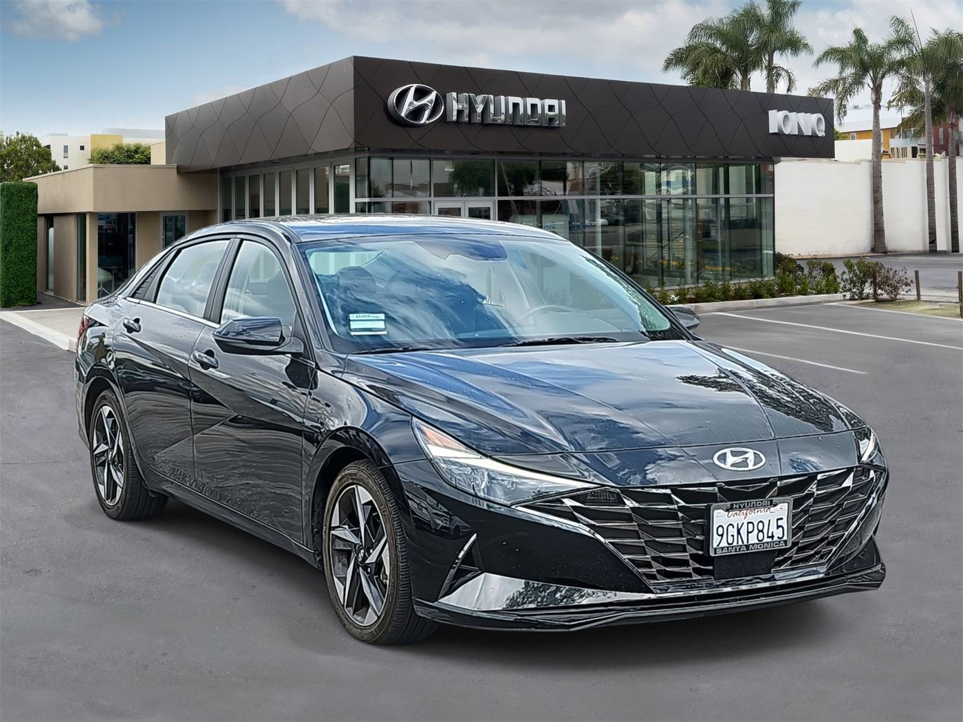 2023 Hyundai Elantra Limited — Sedan — 26,485 mi — Santa Monica, CA
