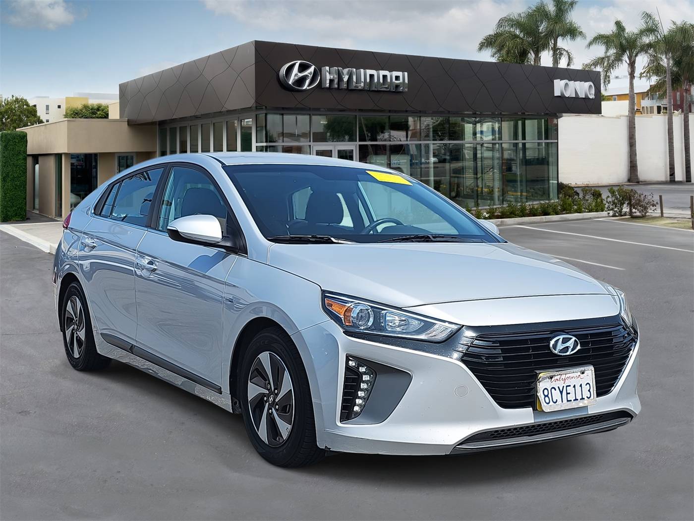 2018 Hyundai Ioniq Hybrid SEL — Hatchback — 80,716 mi — Santa Monica, CA