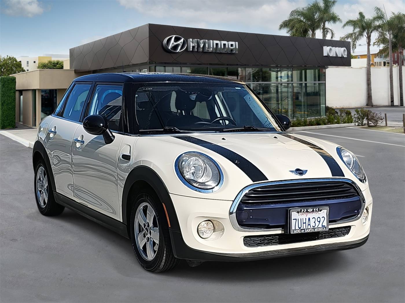 2016 MINI Hardtop Cooper — Hatchback — 56,986 mi — Santa Monica, CA