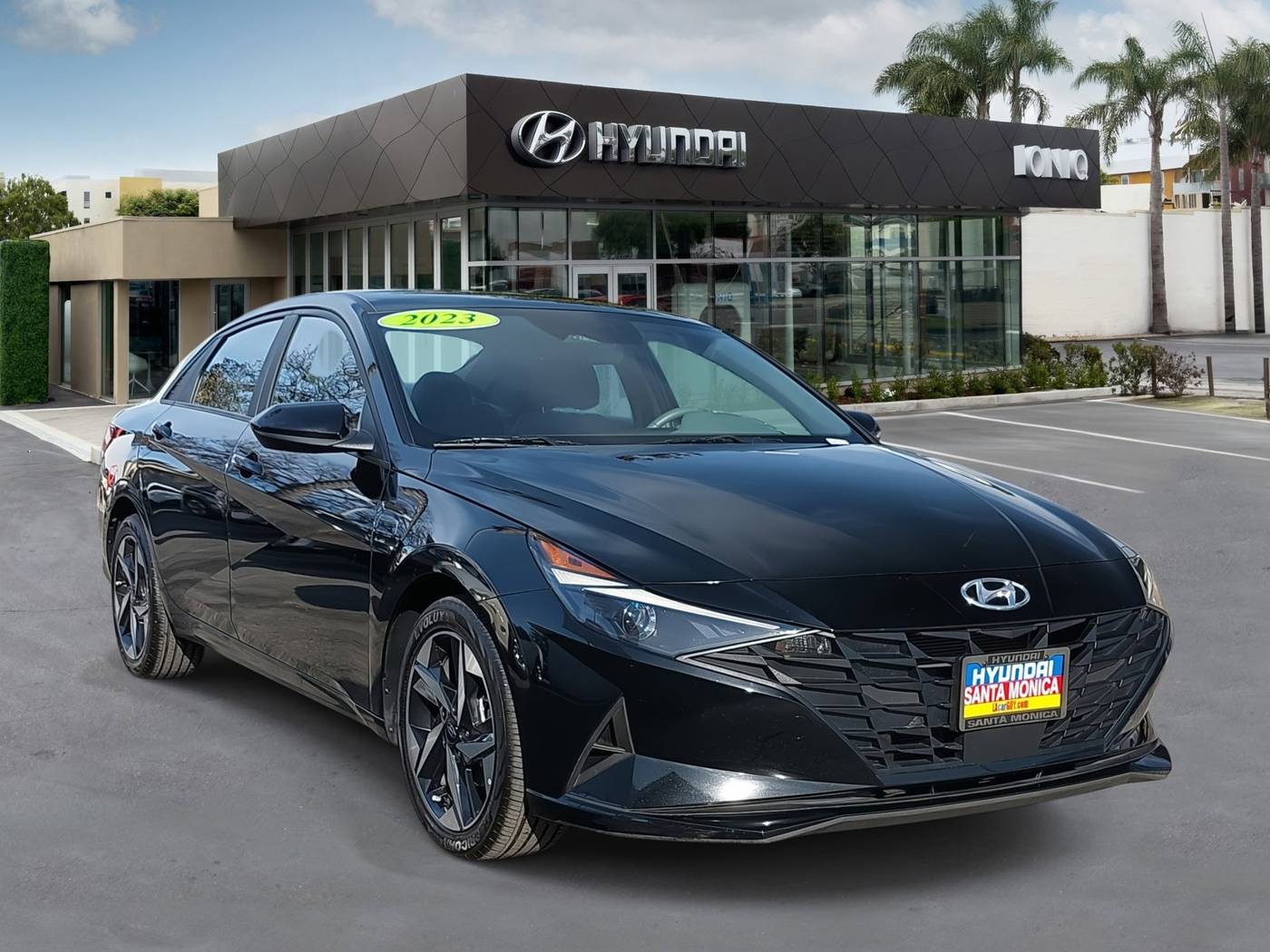 2023 Hyundai Elantra SEL — Sedan — 30,283 mi — Santa Monica, CA