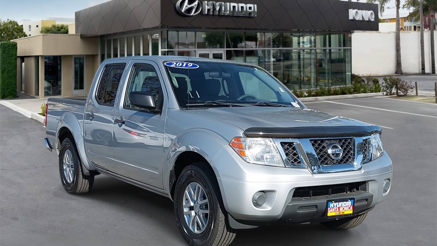 2019 Nissan Frontier SV V6 — Pickup Truck — 85,542 mi — Santa Monica, CA