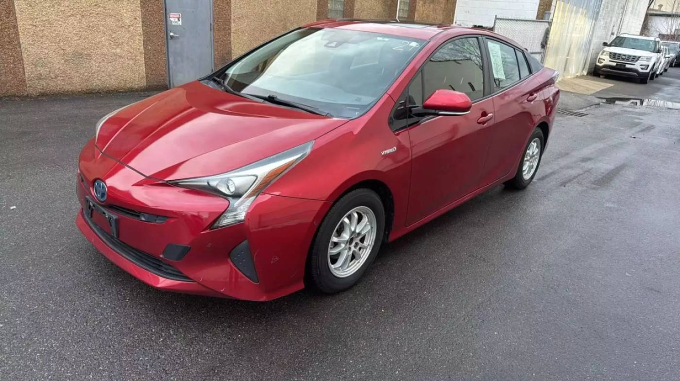 2017 Toyota Prius Three — Hatchback — 120,282 mi — Mountain Lakes, NJ