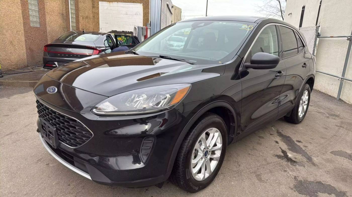 2022 Ford Escape SE — SUV — 96,371 mi — Mountain Lakes, NJ